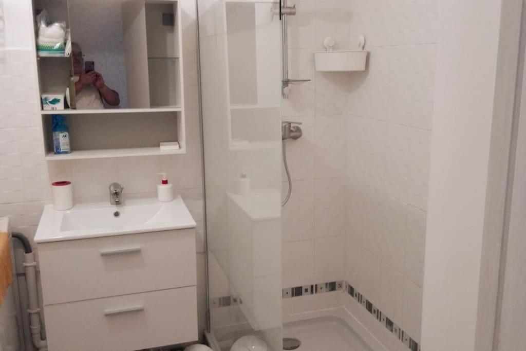 T2 idéal étudiant + pro + parking protégé sous-sol Thouaré-sur-Loire Exterior foto