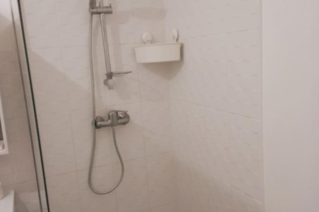 T2 idéal étudiant + pro + parking protégé sous-sol Thouaré-sur-Loire Exterior foto