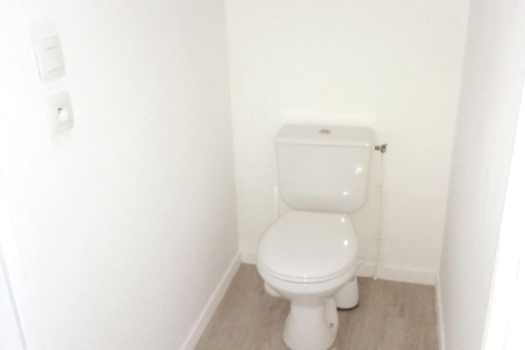 T2 idéal étudiant + pro + parking protégé sous-sol Thouaré-sur-Loire Exterior foto